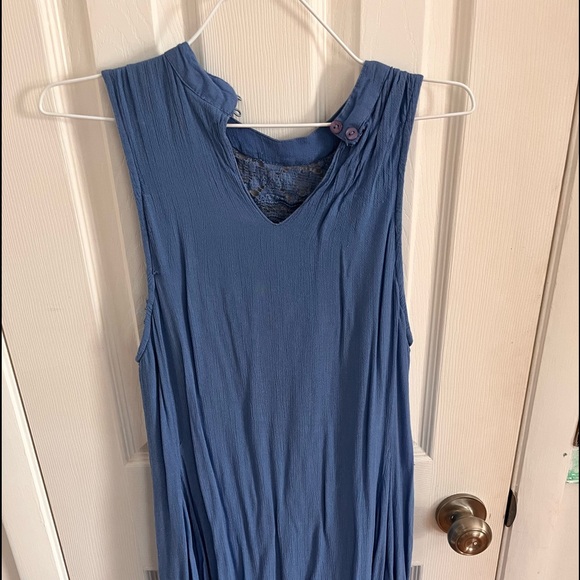 Flowy blue midi dress - Picture 1 of 3
